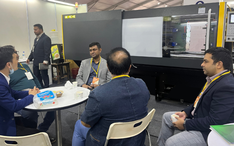 全球巡展｜博創(chuàng)Bi-M互聯(lián)網(wǎng)注塑機(jī)首次亮相孟加拉展會